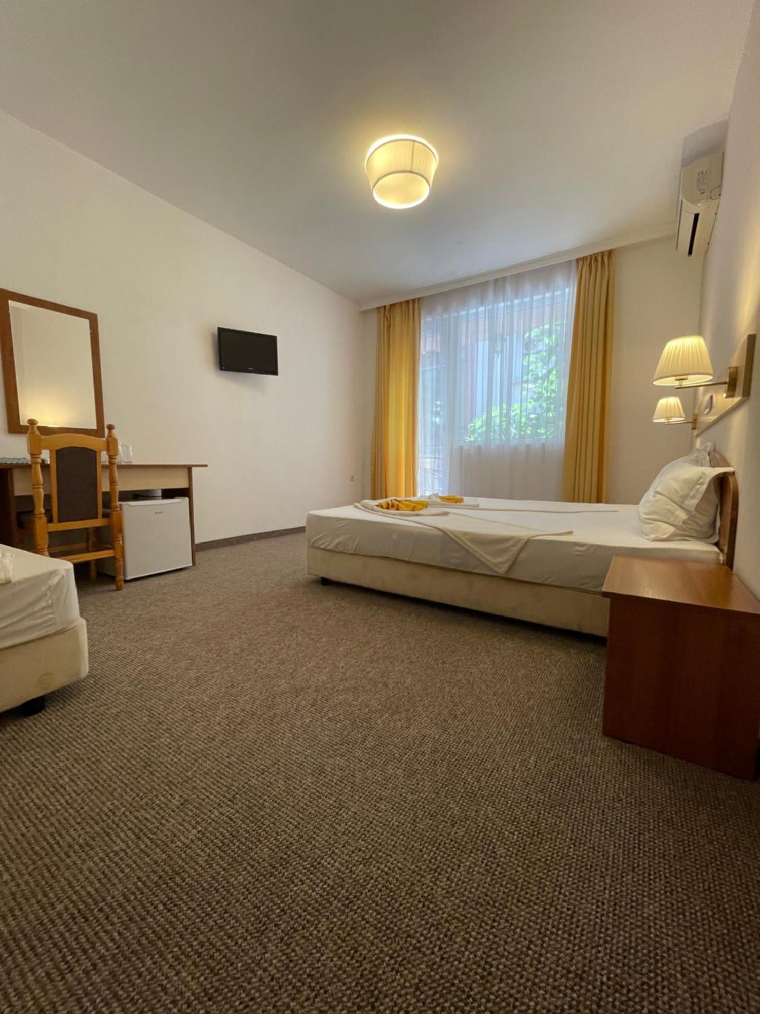 Alatoni Beach Hotel Sosopol Exterior foto