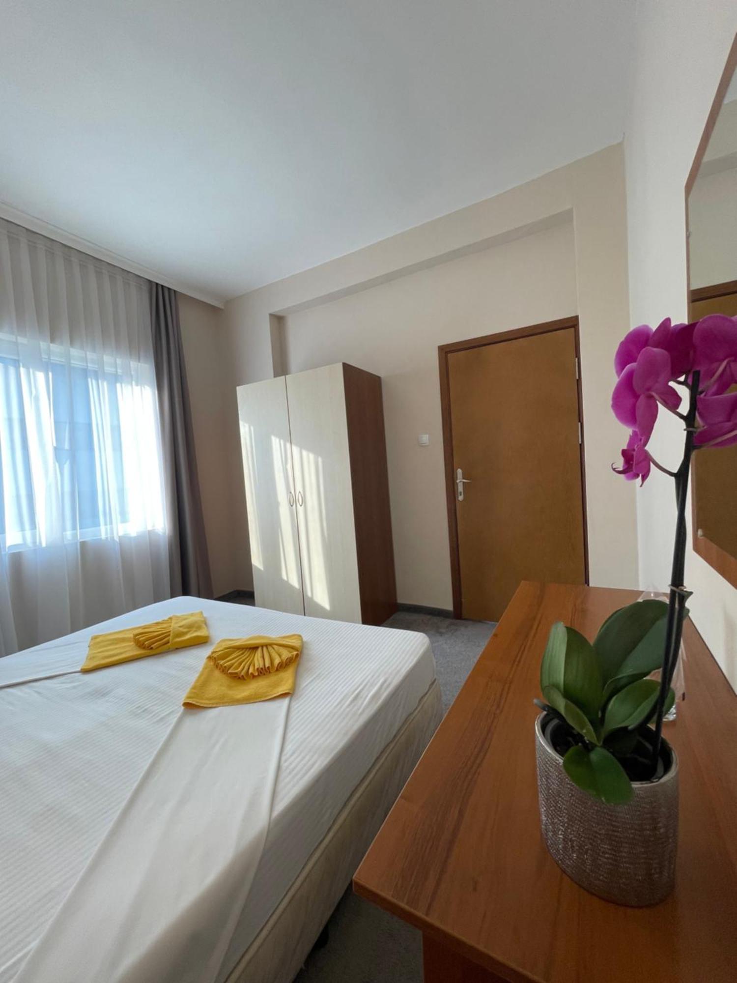 Alatoni Beach Hotel Sosopol Exterior foto
